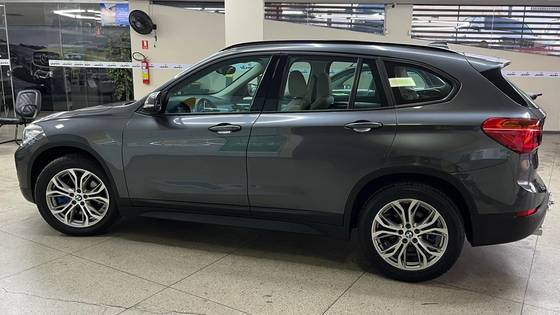 BMW X1 2.0 16V TURBO ACTIVEFLEX SDRIVE20I 4P AUTOMÁTICO